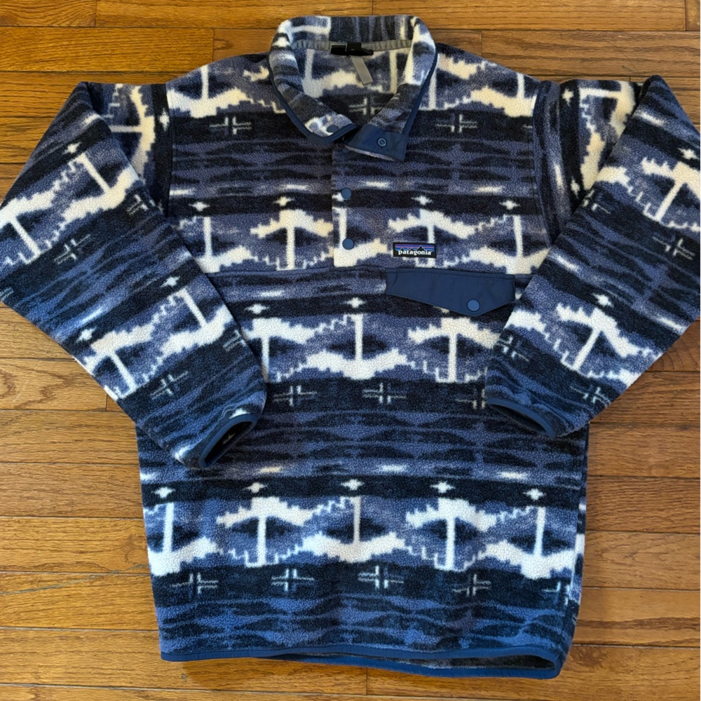 Patagonia Quarter Button Up - Men’s size S